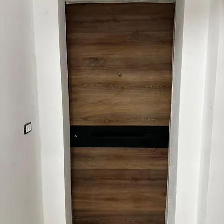 Apartment Urban Mountain View Tirana